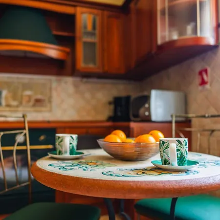 Traditionelles Steinhaus Mit Privatem Beheiztem Pool By Interhome Casa vacanze Čilipi