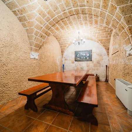 Traditionelles Steinhaus Mit Privatem Beheiztem Pool By Interhome Casa vacanze